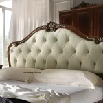 Luksusowe łóżko Iszia orzechowo-srebrne w stylu weneckim